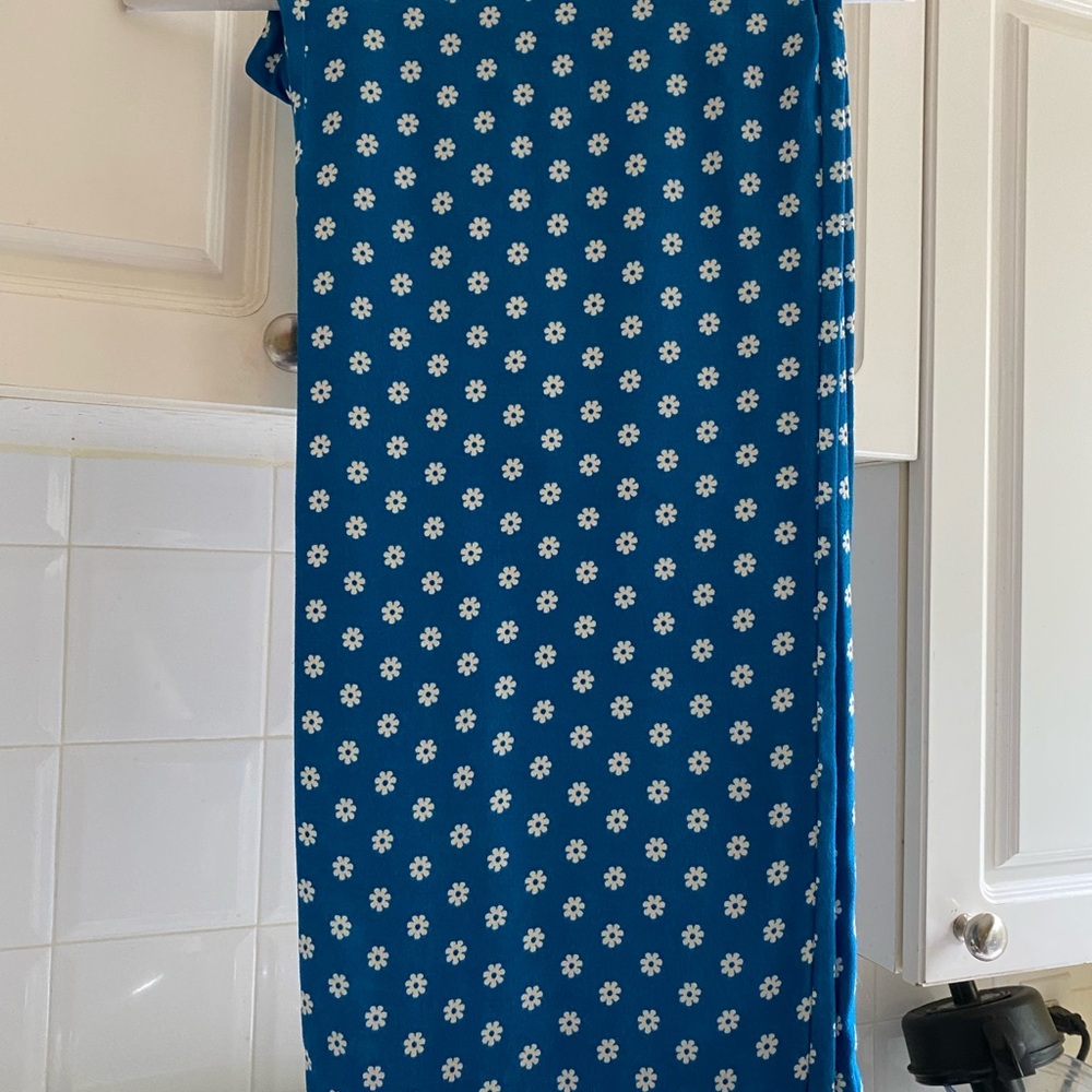 🤍 💙 ADORABLE REFORMATION 2 PIECE 💙 🤍 - Picture 3 of 5